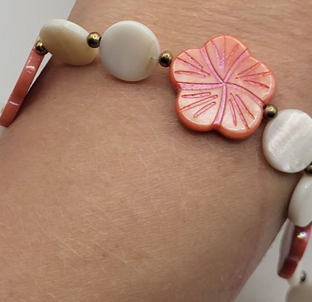 Handmade Mother of Pearl Carved Flowers Bracelet 8in